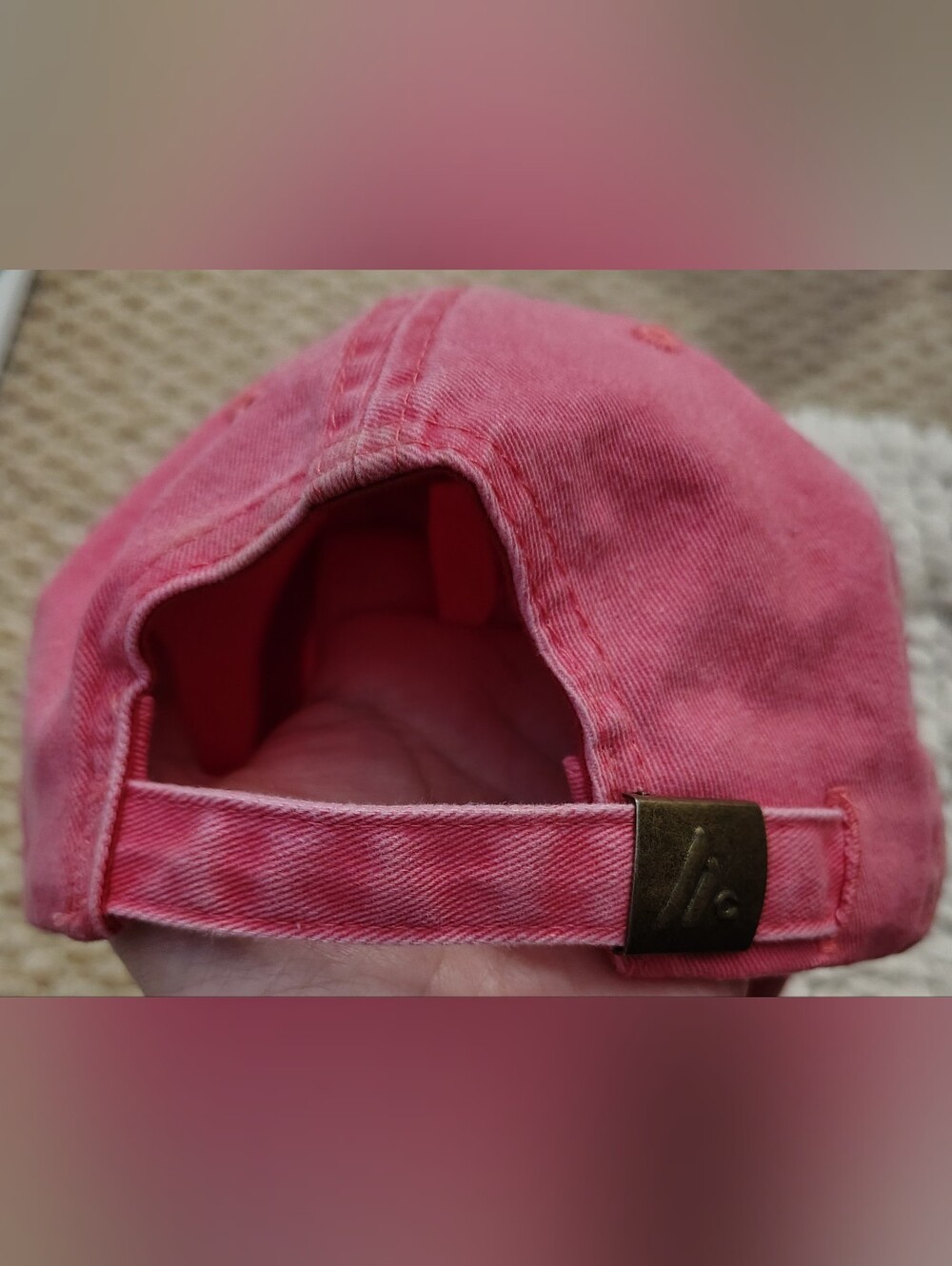 Pink Cap - Picture 3 of 4